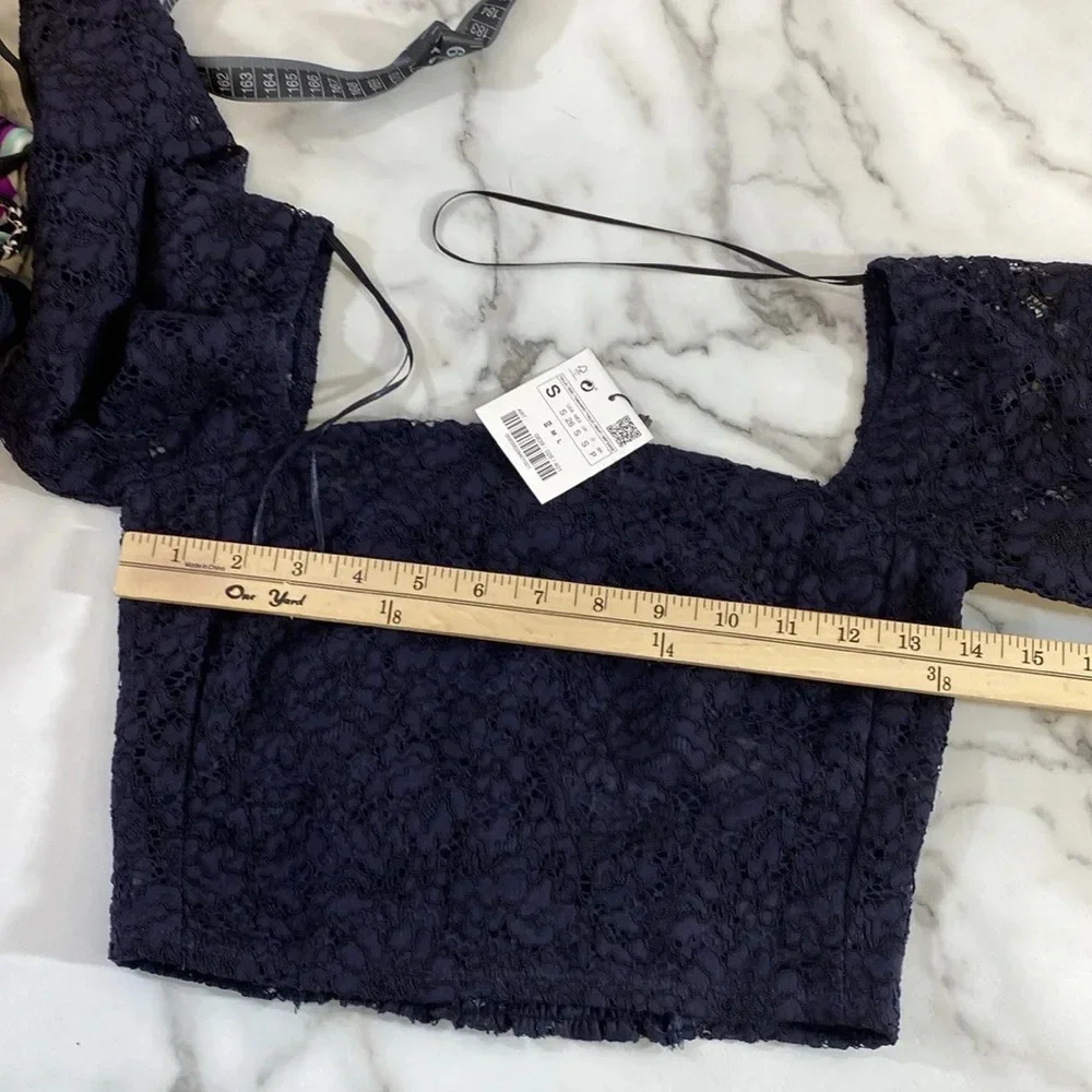 Zara Crop‎ Top Womens Size Small Navy Blue Lace Floral Smocked Square Neckline